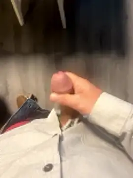 Snapshot of yannusgir33 chatting on 01.08.26 yannusgir33 online show from 01.08.26