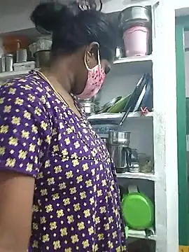Snapshot of sweety006telugu chatting on 05.18.26 sweety006telugu online show from 05.18.26
