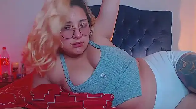 Snapshot of Hinako0Satorii_ chatting on 03.02.25 Hinako0Satorii online show from 03.02.25