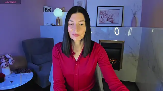 Snapshot of MonicaCheerful chatting on 02.05.25 MonicaCheerful online show from 02.05.25