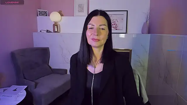 Snapshot of MonicaCheerful chatting on 02.07.25 MonicaCheerful online show from 02.07.25