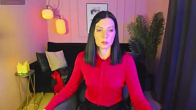 Snapshot of MonicaCheerful chatting on 02.22.25 MonicaCheerful online show from 02.22.25