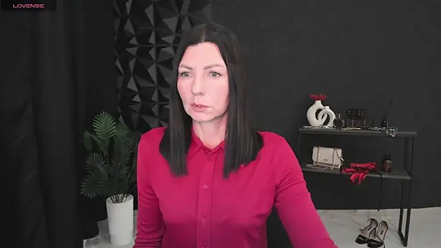 Snapshot of MonicaCheerful chatting on 03.01.25 MonicaCheerful online show from 03.01.25