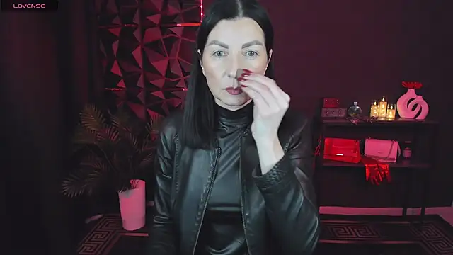 Snapshot of MonicaCheerful chatting on 03.12.25 MonicaCheerful online show from 03.12.25