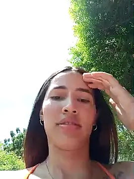 Snapshot of -Nicol chatting on 02.20.25 -Nicol online show from 02.20.25