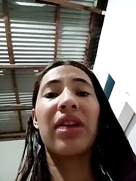 Snapshot of -Nicol chatting on 09.12.25 -Nicol online show from 09.12.25