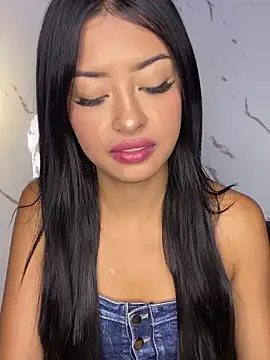 Snapshot of Miss_karol chatting on 03.02.25 Miss karol online show from 03.02.25