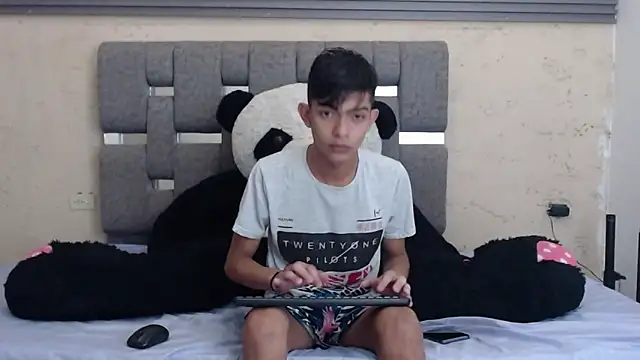 KING STYLE2 online show from 01.25.25