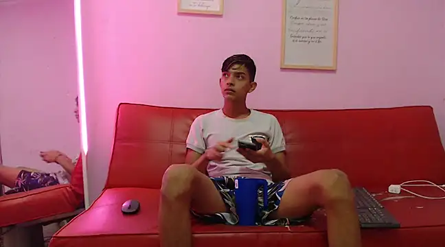 KING STYLE2 online show from 03.03.25