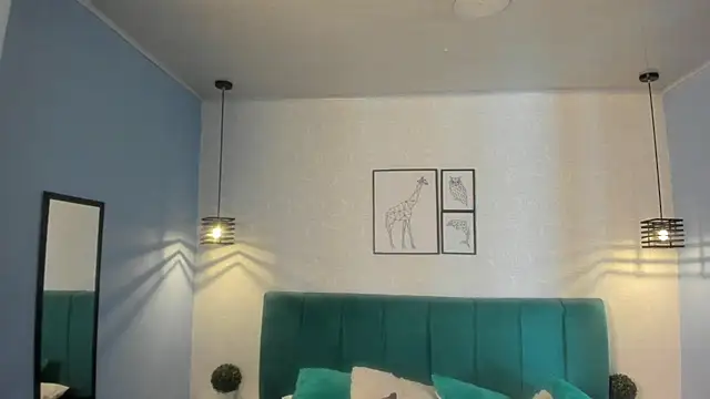 ninna curly online show from 11.10.25