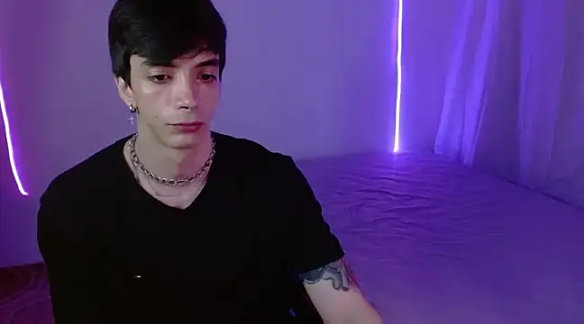 H3ll B0I online show from 02.02.25