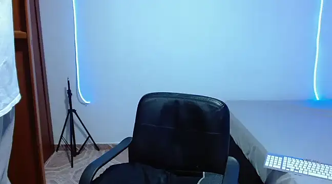 H3ll B0I online show from 03.07.25