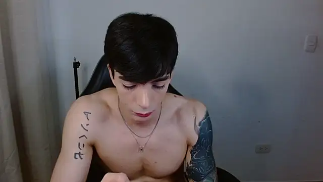 Snapshot of H3ll_B0I chatting on 03.17.26 H3ll B0I online show from 03.17.26