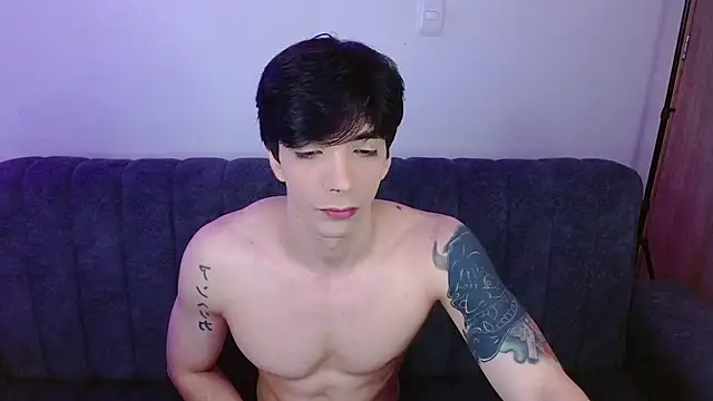 H3ll B0I online show from 05.11.26