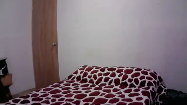 Alaiapink online show from 02.10.25