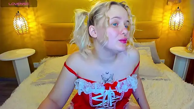 PamelaLloyd online show from 03.20.25