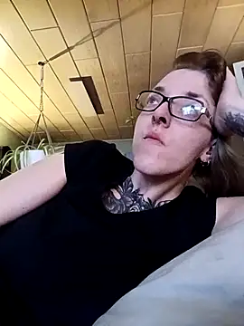 Astrid-Gilbert online show from 02.20.25