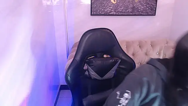 Snapshot of Hela_v chatting on 03.03.26 Hela v online show from 03.03.26