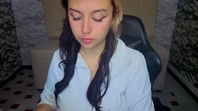 Hela v online show from 04.09.26