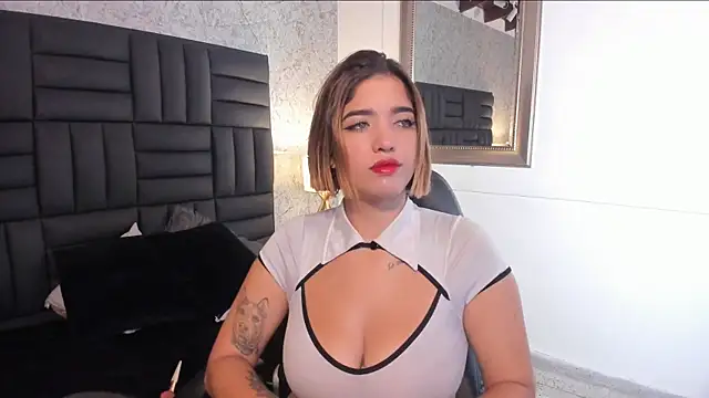 Hanna Vasquez online show from 02.12.25