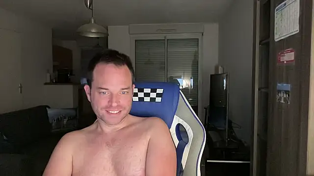 Funnyjul31 online show from 03.22.25