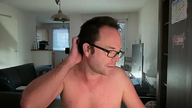 Funnyjul31 online show from 10.10.25