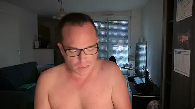 Funnyjul31 online show from 10.12.25