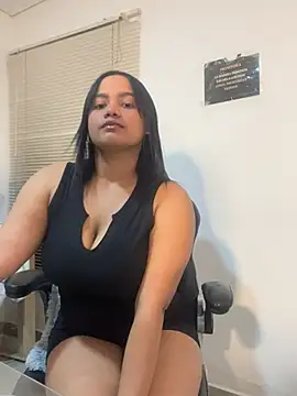 my cam online show from 01.30.25