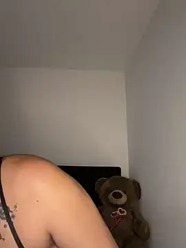 mari pauli x online show from 02.10.25