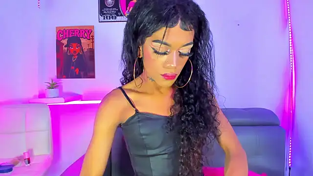 Snapshot of Cherry_splash chatting on 09.12.25 Cherry splash online show from 09.12.25