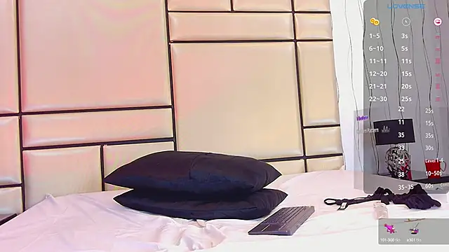 JulianaaHerrera online show from 02.03.25