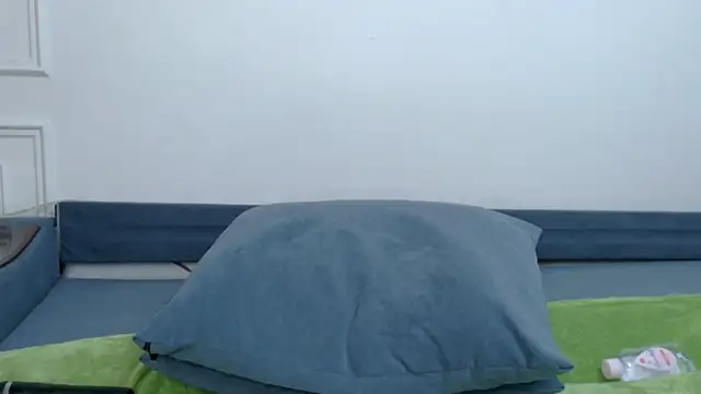 misaki yuna online show from 02.22.25