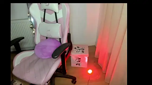 LadyLyanna online show from 03.06.25