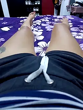 Snapshot of cenicienta_20 chatting on 03.16.25 cenicienta 20 online show from 03.16.25