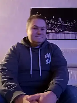 Pourleplasirs online show from 02.03.25