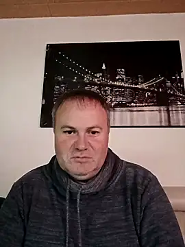 Pourleplasirs online show from 11.19.25