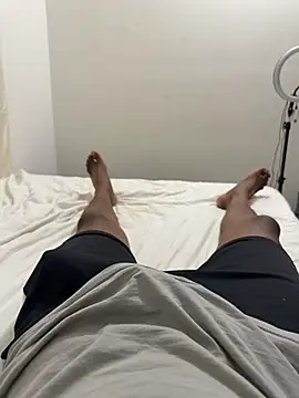 Snapshot of jhonnes_ chatting on 02.25.25 jhonnes online show from 02.25.25