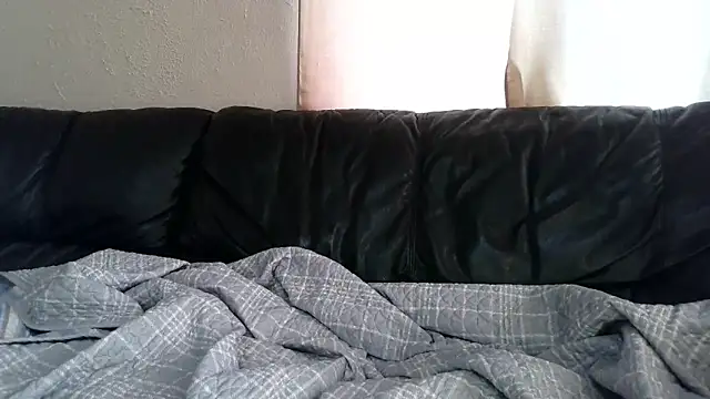 Troyt87 online show from 03.22.25