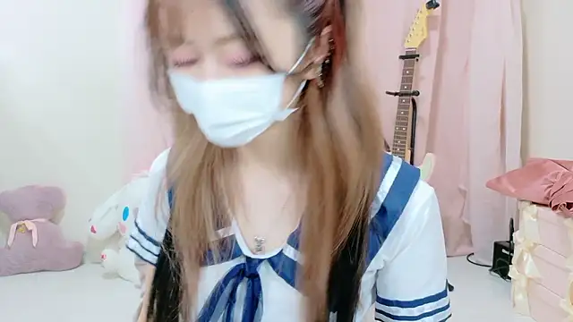 Snapshot of Megu-mimi chatting on 09.12.25 Megu-mimi online show from 09.12.25