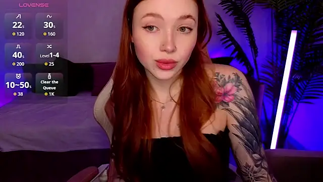 Maya Light online show from 02.08.26