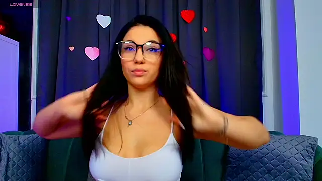 Deea Vibe Me online show from 02.20.25