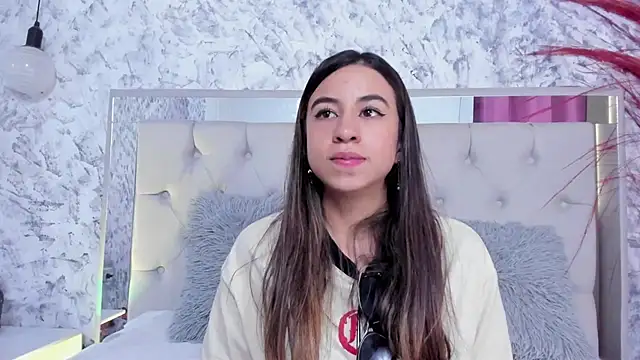 Ariana greenblat online show from 10.06.25