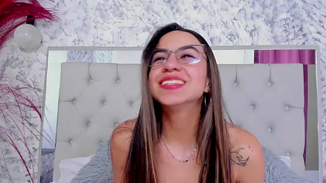 Ariana greenblat online show from 12.13.25