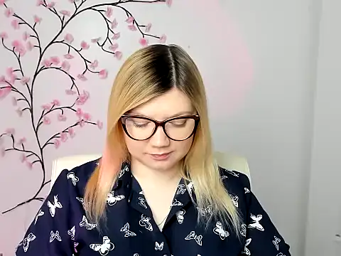 Lola moree online show from 01.17.26