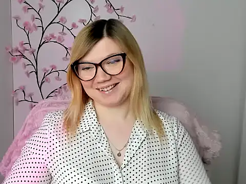 Lola moree online show from 04.14.26