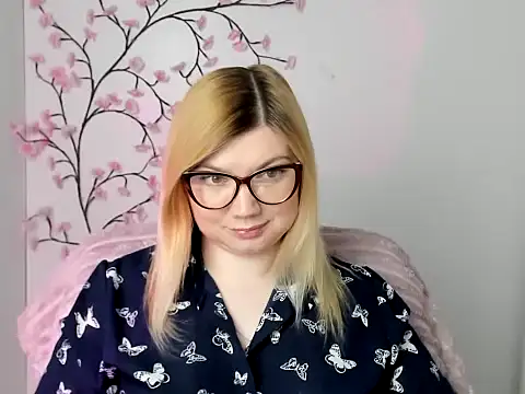 Lola moree online show from 05.13.26