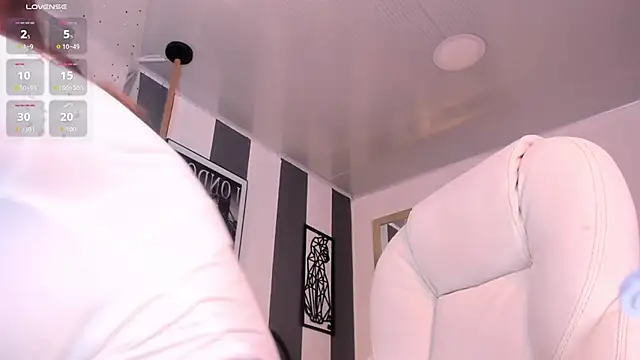 Snapshot of Salome__evans chatting on 02.18.25 Salome evans online show from 02.18.25