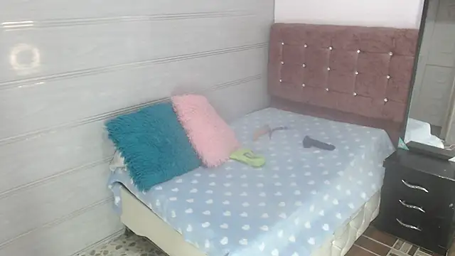 Ariasmithog online show from 09.10.25