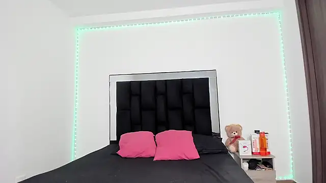 victoriacolin online show from 02.28.25