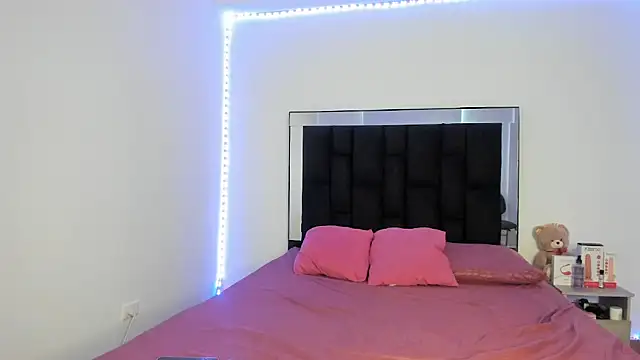 victoriacolin online show from 03.07.25